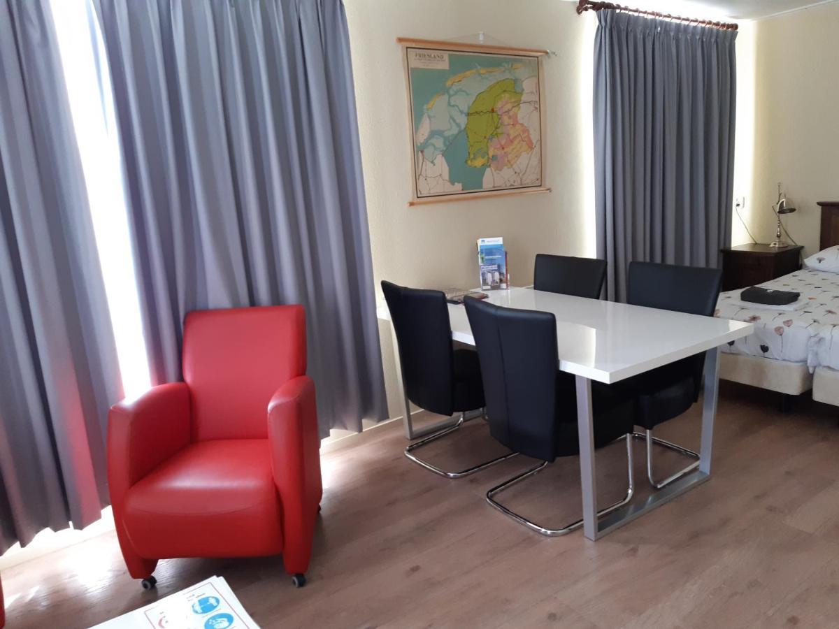 Logement 'De Witte Klok' Oude Bildtzijl Extérieur photo